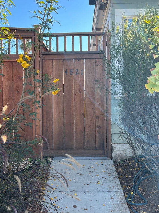 Building Photo - 4821 Monroe Ave