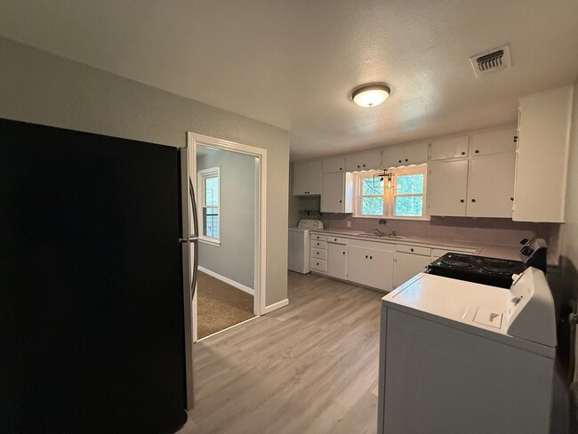 Photo - 1510 Parker St
