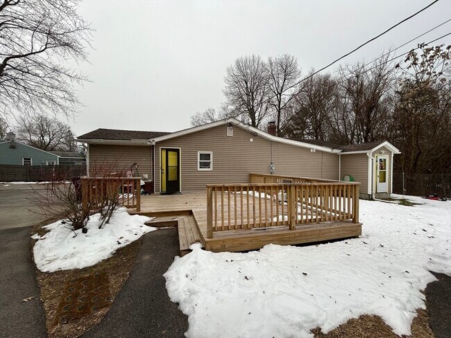 Photo - 1098 Western Ave