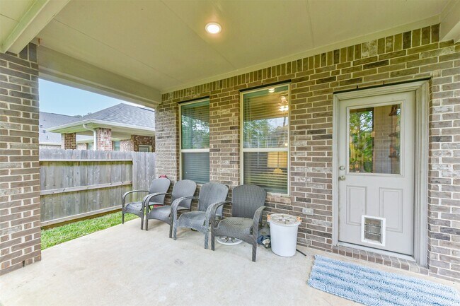 Photo - 123 Buttonwood Ct