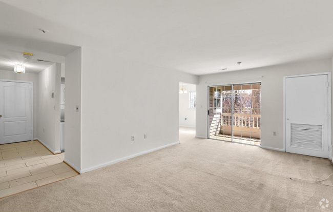 Building Photo - 8387 Montgomery Run Rd Rental