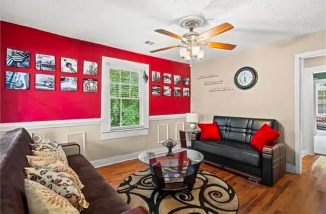 Photo - 953 Garibaldi St SW Casa