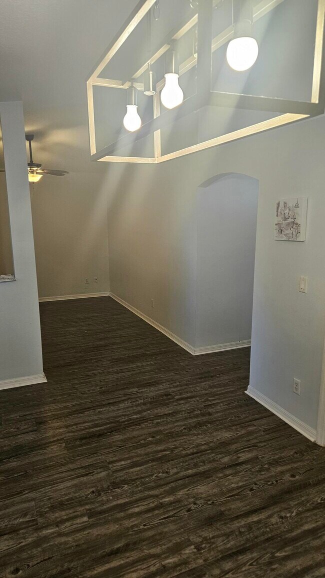 Photo - 9024 100th Ct
