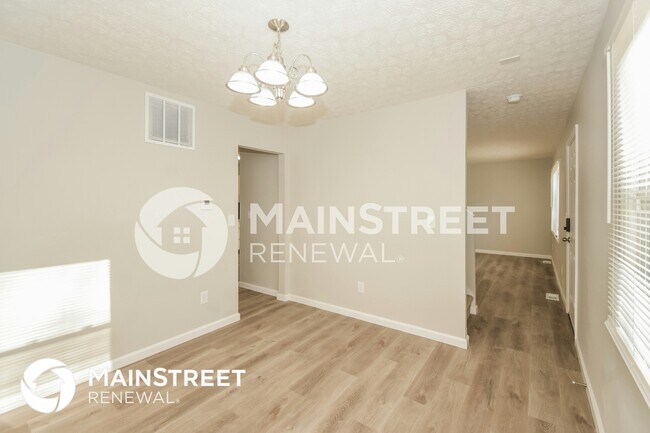 Photo - 3231 Macarthur Ln