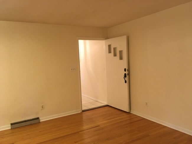 Photo - 4995 E State Rd 45