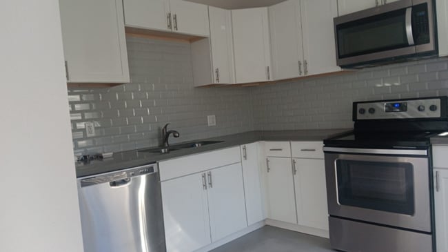 Photo - 340 W Highland Ave Unit 8