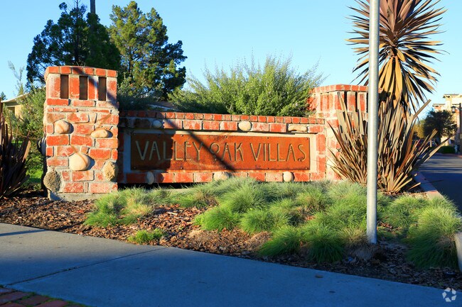 Primary Photo - Valley Oak Villas