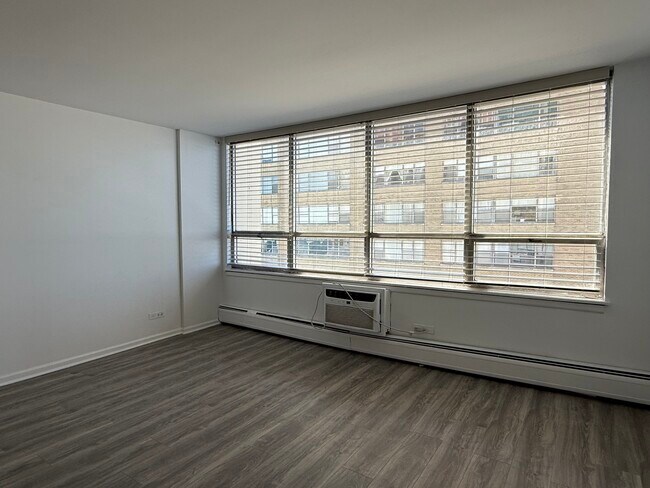 Photo - 6171 N Sheridan Rd Unit 2006