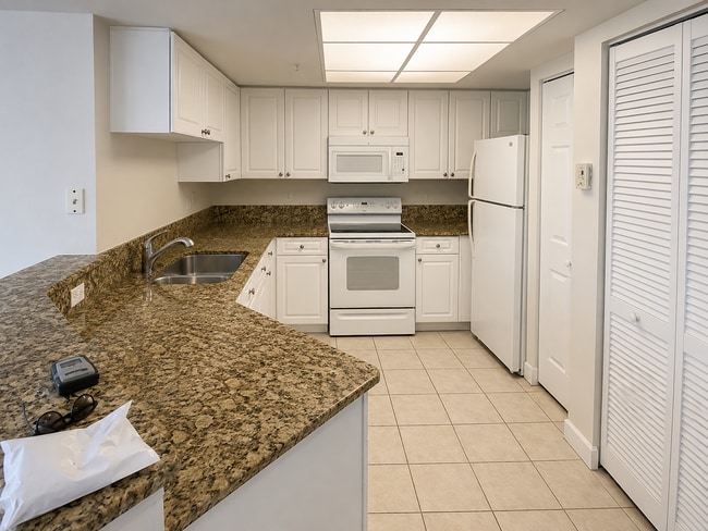 Photo - 1100 Crestwood Ct S Unit 1117