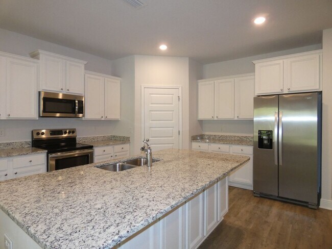3810 Hawks Landing Cir