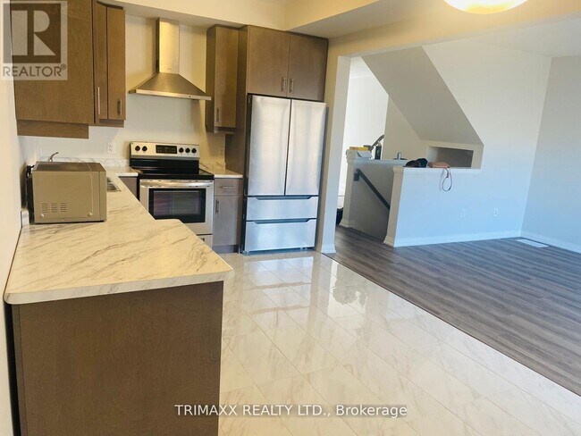 Photo - 115 Bur Oak Dr