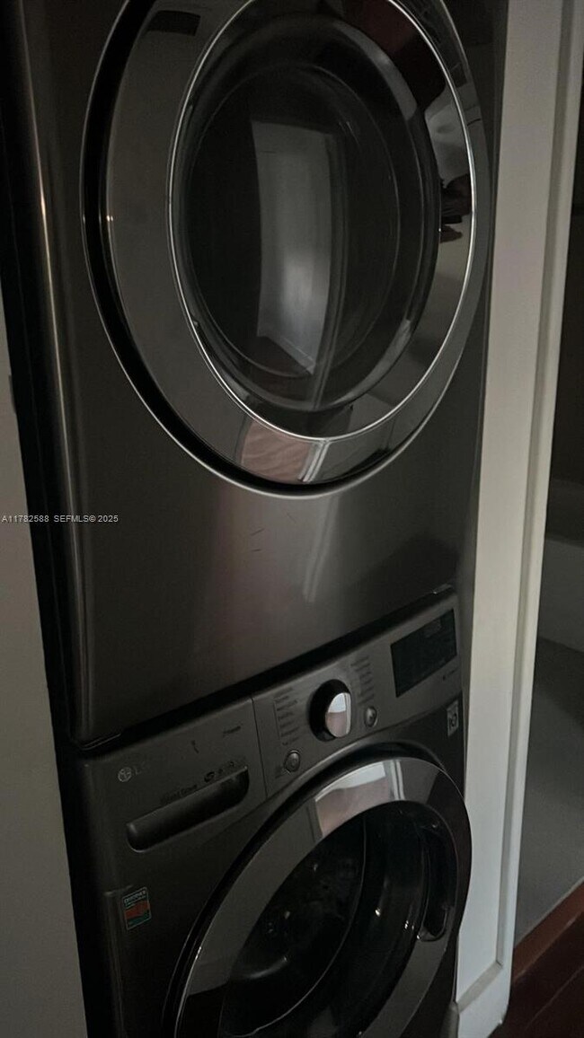 Photo - 7025 Rue Granville Unit 3