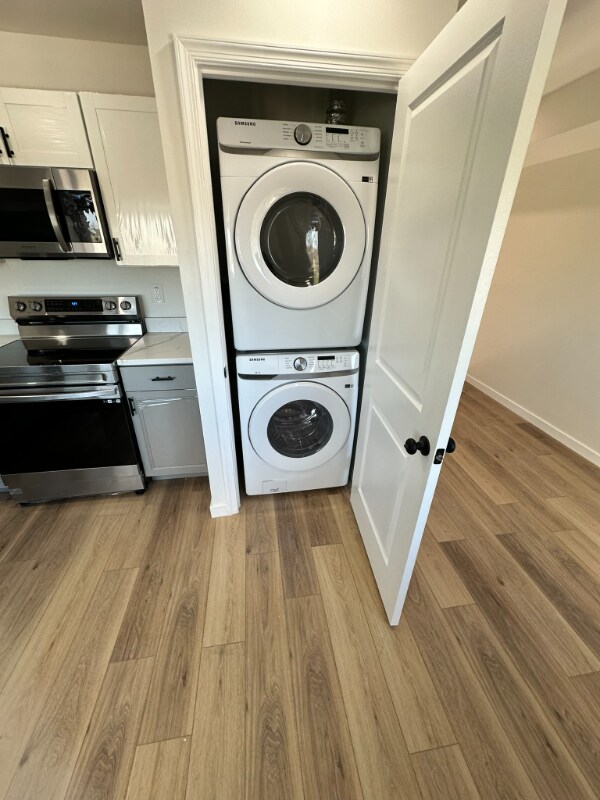 Photo - 222 Webster St NE Unit 2