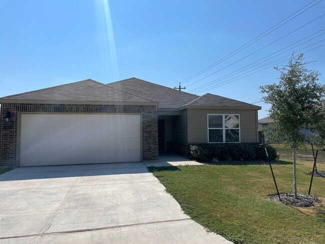 Beautiful 4x2 Rental Home in NBTX! - Beautiful 4x2 Rental Home in NBTX!