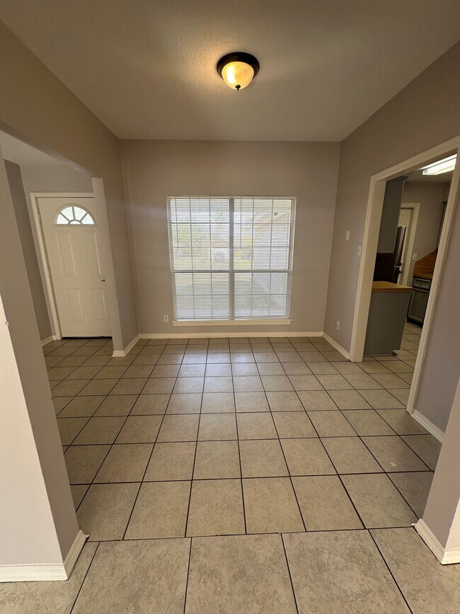 2612 Cheyenne Dr