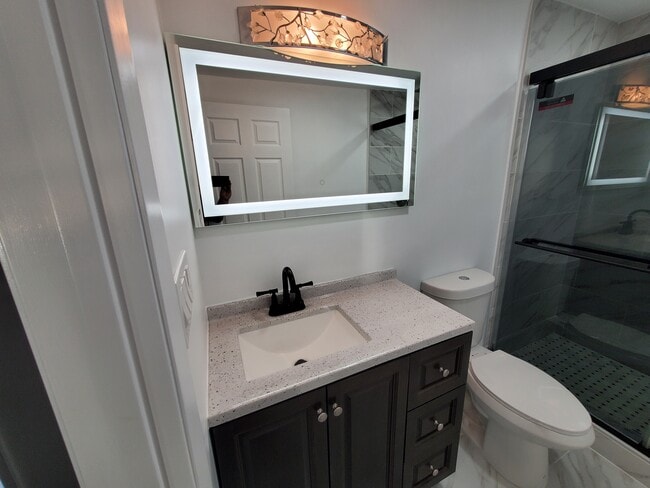 Photo - 20003 Arminta St