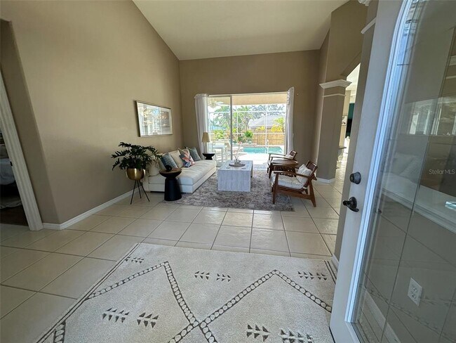4580 Crystal Rd