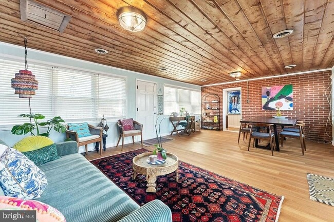 Photo - 601 Hanson Ave