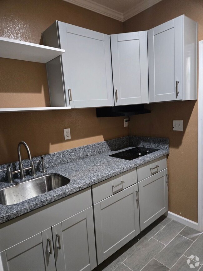Building Photo - Charming 1BR Duplex in Riverside Rental