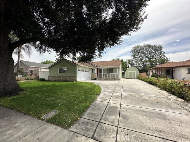 Photo - 472 Geneva Ave