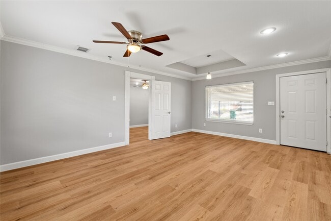 Photo - 1941 Lynnview Dr