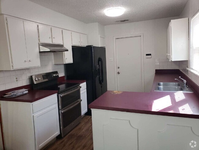 Building Photo - 5239 Woodbrook- Rental