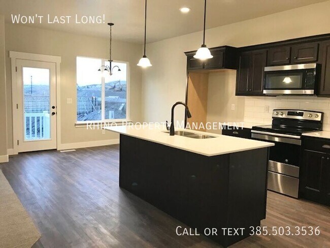 Photo - 249 Eaglewood Dr
