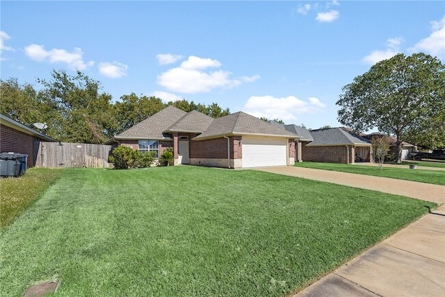 Photo - 3511 Farah Dr