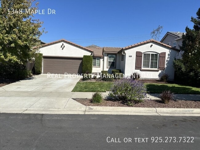 Building Photo - 1348 Maple Dr