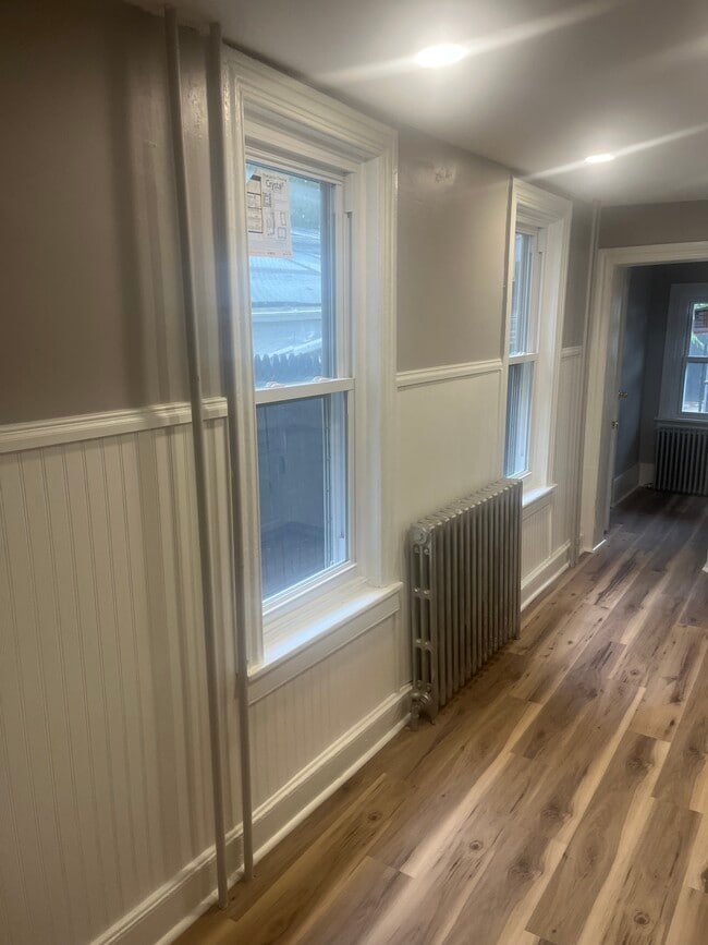 Photo - 137 Poplar St