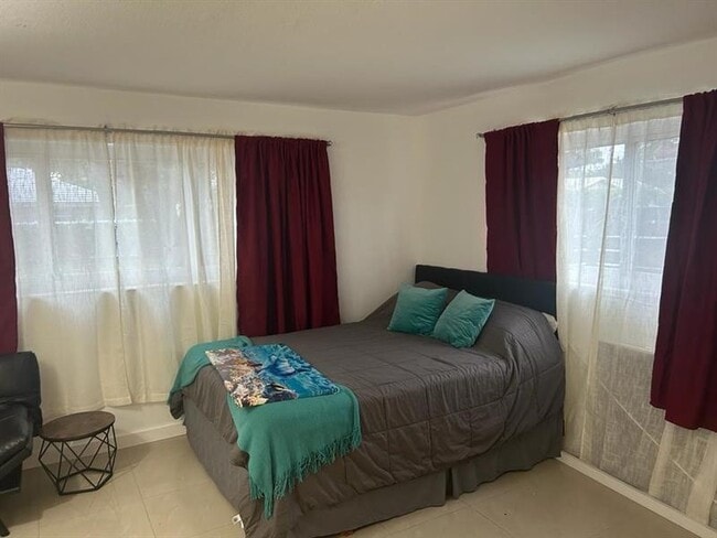 Photo - 4213 NE 21st Ave Unit 1B