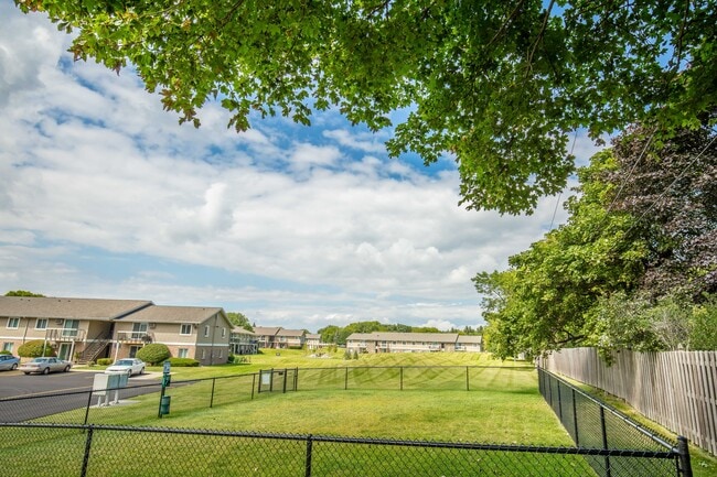 Glen Hills Apartments