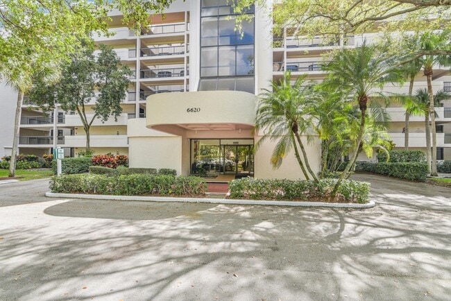 Building Photo - 6620 Boca Del Mar Dr Unit 105 Rental