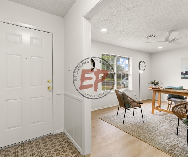 Photo - 6407 Landmark Dr