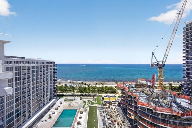 Building Photo - 10275 Collins Ave Unit 1521