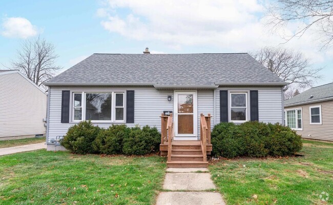 Building Photo - 324 McKinley St Rental