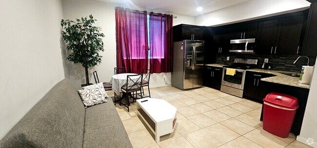 Building Photo - 628 N 11th St Unit 1 Rental