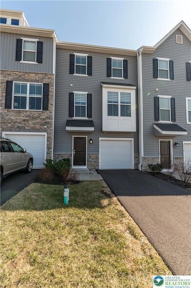 Photo - 4936 Brookside Ct