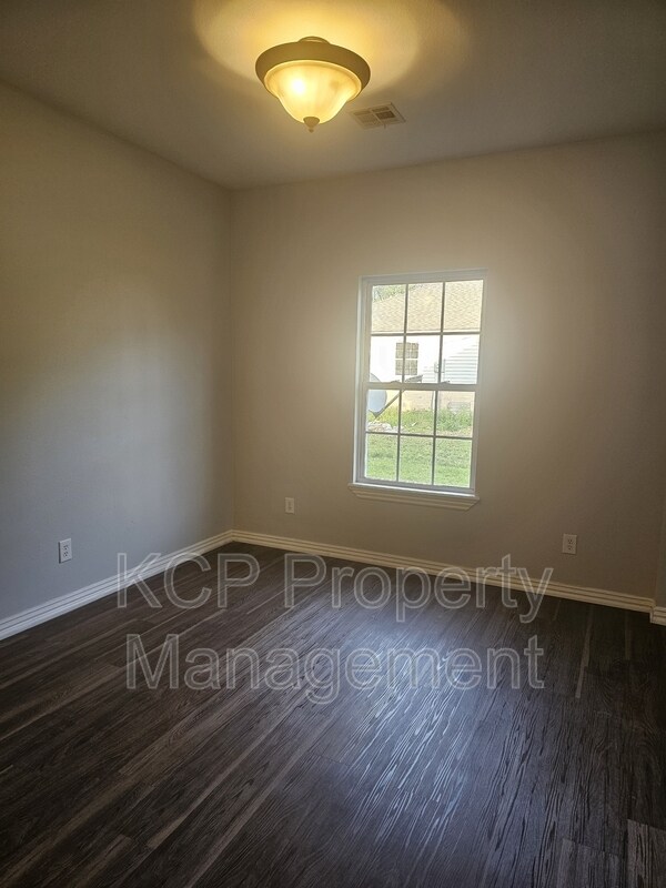 Photo - 108 Johnson Dr Condo