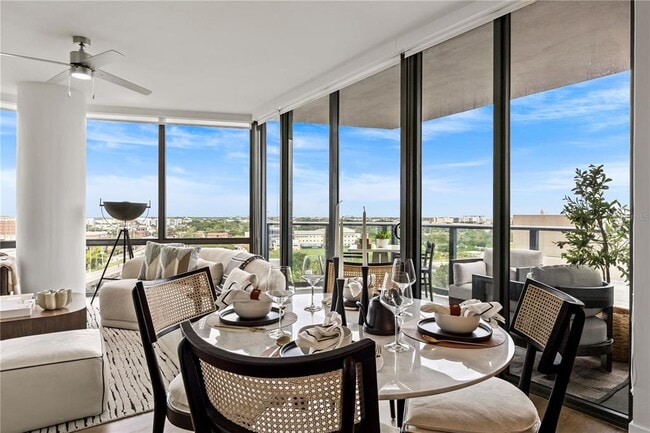 Photo - 300 W Tyler St Unit 1713