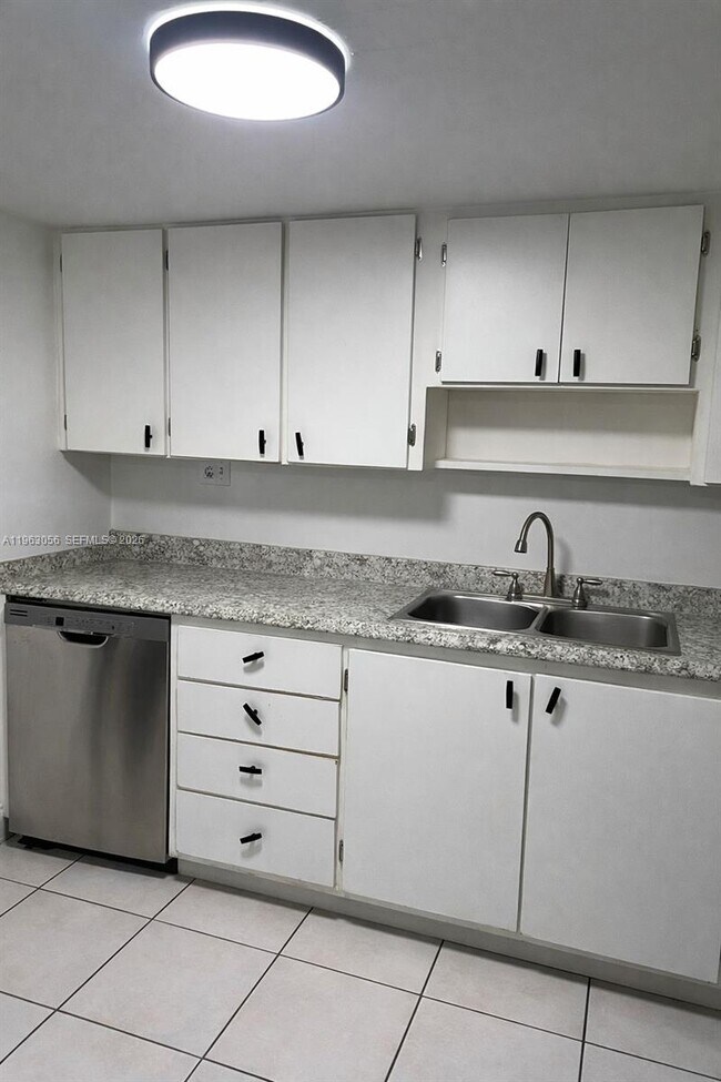 Photo - 9351 Fontainebleau Blvd Unit B312