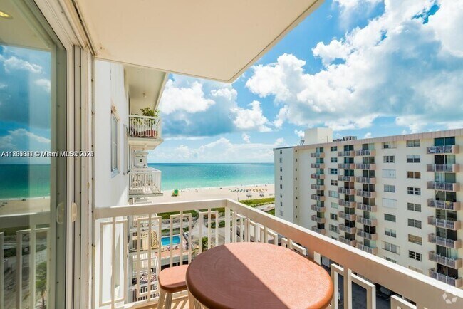 Building Photo - 401 Ocean Dr Unit 1009 Rental