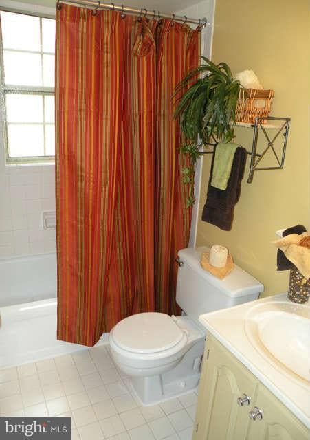 Photo - 601 Bashford Ln Unidad 4