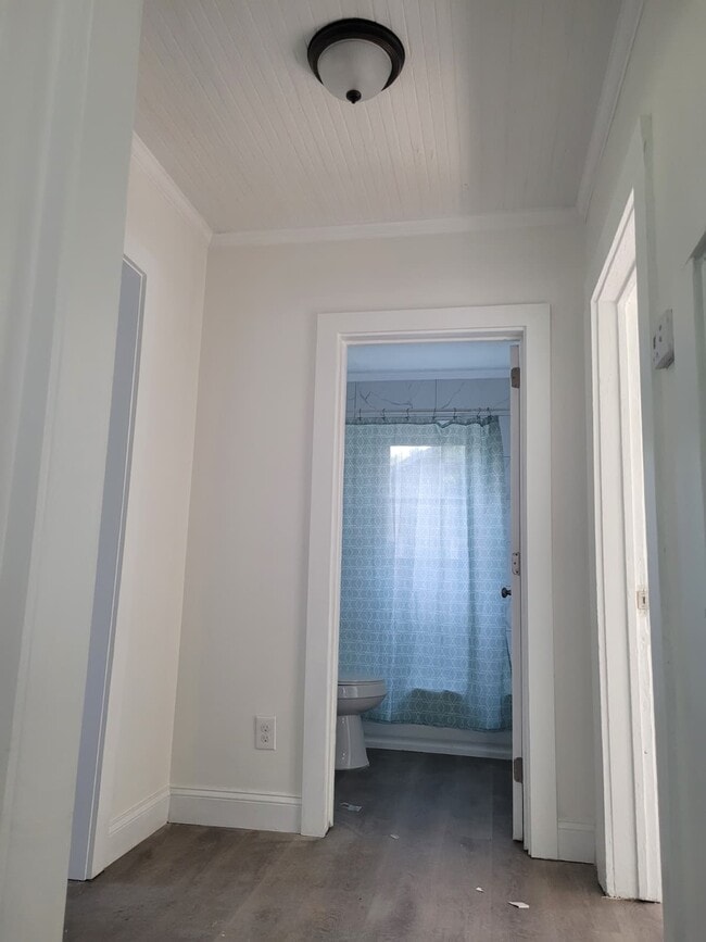 Photo - 1010 N Main St