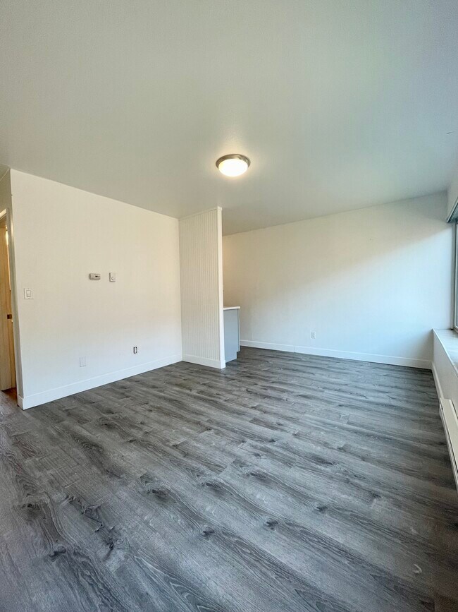 Village Vista Apartments Seattle, WA