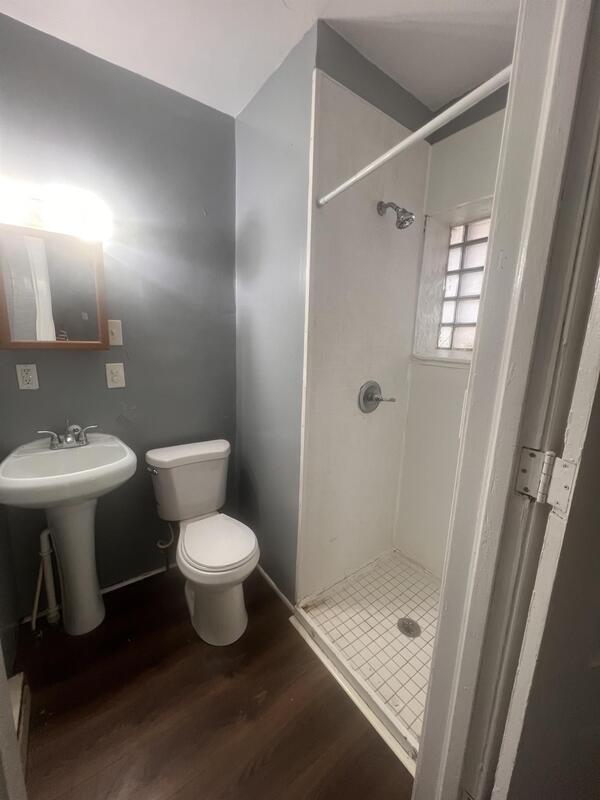 417 5th Ave S Condo Condo for Rent in Clinton, IA