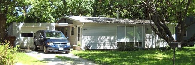 Building Photo - Available this August!