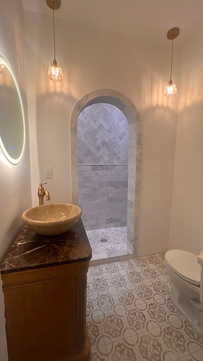 Photo - 6904 S Fitzgerald St