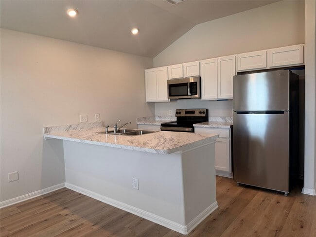 Photo - 958 Rd 5702