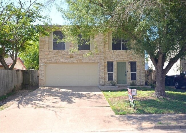 13903 Lothian Dr